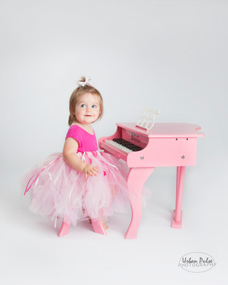 VIVI-PINK PIANO_7316