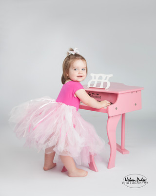 VIVI-PINK PIANO_7336