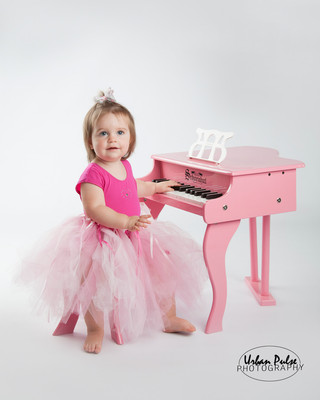 VIVI-PINK PIANO_7343