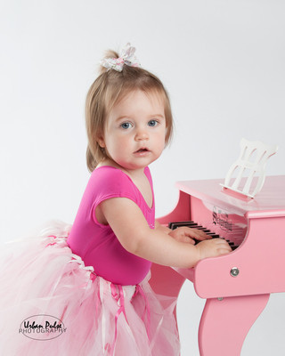 VIVI-PINK PIANO_7351