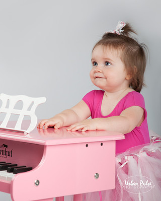 VIVI-PINK PIANO_7333