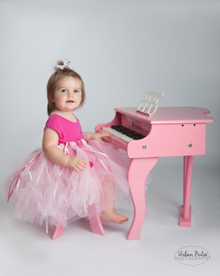 VIVI-PINK PIANO_7318