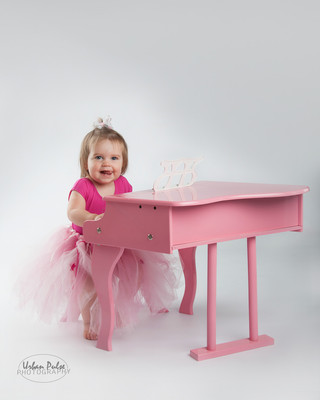 VIVI-PINK PIANO_7348